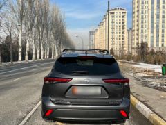 Сүрөт унаа Toyota Highlander