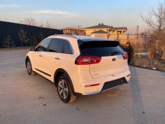 Сүрөт унаа Kia Niro