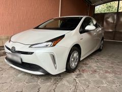 Фото авто Toyota Prius