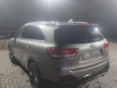 Сүрөт унаа Kia Sorento