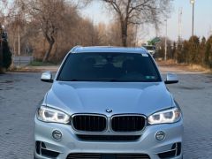 Photo of the vehicle BMW X5