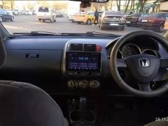 Фото авто Honda Fit