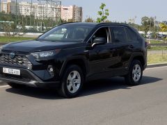 Сүрөт унаа Toyota RAV4