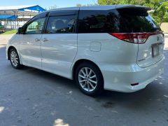 Сүрөт унаа Toyota Estima