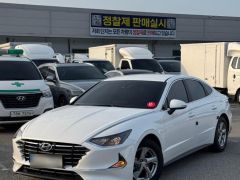 Photo of the vehicle Hyundai Sonata