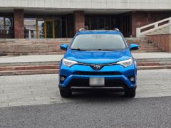 Photo of the vehicle Toyota RAV4