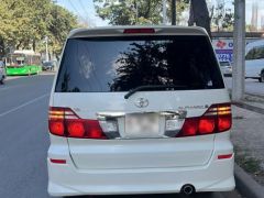 Сүрөт унаа Toyota Alphard