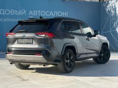 Сүрөт унаа Toyota RAV4