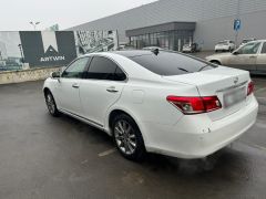 Photo of the vehicle Lexus ES