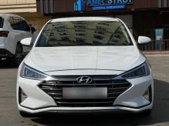 Сүрөт унаа Hyundai Elantra