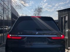 Сүрөт унаа BMW X7