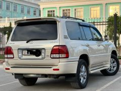 Photo of the vehicle Lexus LX