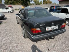 Сүрөт унаа Mercedes-Benz W124