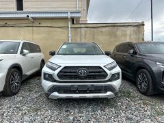 Сүрөт унаа Toyota RAV4