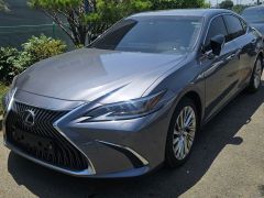 Photo of the vehicle Lexus ES