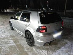 Сүрөт унаа Volkswagen Golf