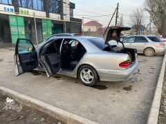 Фото авто Mercedes-Benz E-Класс