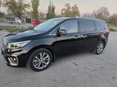 Фото авто Kia Carnival