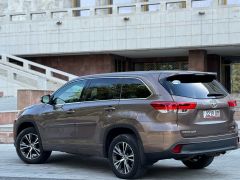 Фото авто Toyota Highlander