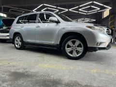 Сүрөт унаа Toyota Highlander