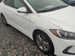 Сүрөт унаа Hyundai Elantra