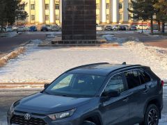 Сүрөт унаа Toyota RAV4