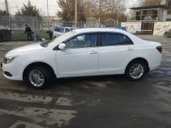 Photo of the vehicle BYD E5