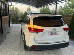 Сүрөт унаа Toyota Highlander