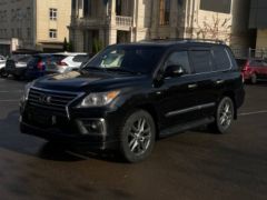 Photo of the vehicle Lexus LX