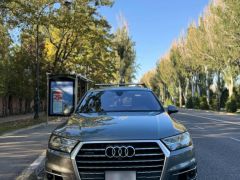 Photo of the vehicle Audi Q7