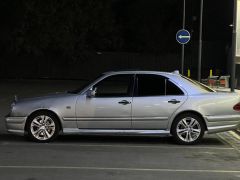 Фото авто Mercedes-Benz E-Класс