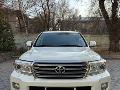 Photo of the vehicle Toyota Land Cruiser