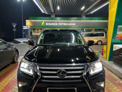 Photo of the vehicle Lexus GX