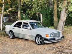 Фото авто Mercedes-Benz W124