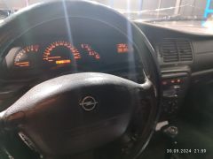 Фото авто Opel Vectra