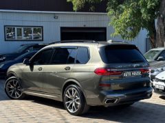 Фото авто BMW X7