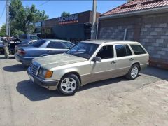 Сүрөт унаа Mercedes-Benz W124