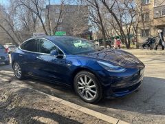 Photo of the vehicle Tesla Model 3