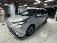 Сүрөт унаа Toyota Sienna