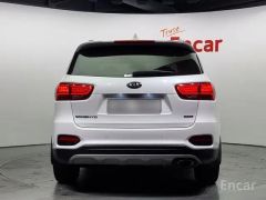 Сүрөт унаа Kia Sorento