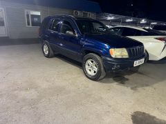 Photo of the vehicle Jeep Cherokee