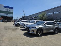 Photo of the vehicle Lexus NX