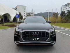 Сүрөт унаа Audi Q8