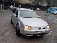 Фото авто Volkswagen Golf