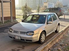 Photo of the vehicle Volkswagen Golf