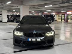 Фото авто BMW M5