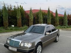 Сүрөт унаа Mercedes-Benz W124