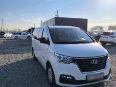 Сүрөт унаа Hyundai Grand Starex