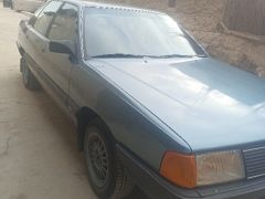 Photo of the vehicle Audi 100