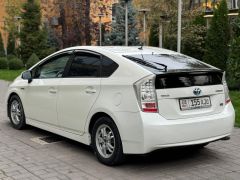 Фото авто Toyota Prius